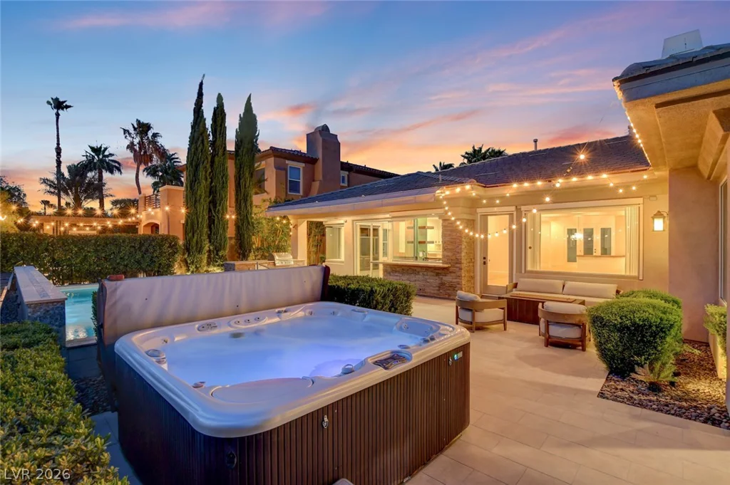 3209 Turtle Head Peak, Las Vegas, NV 89135