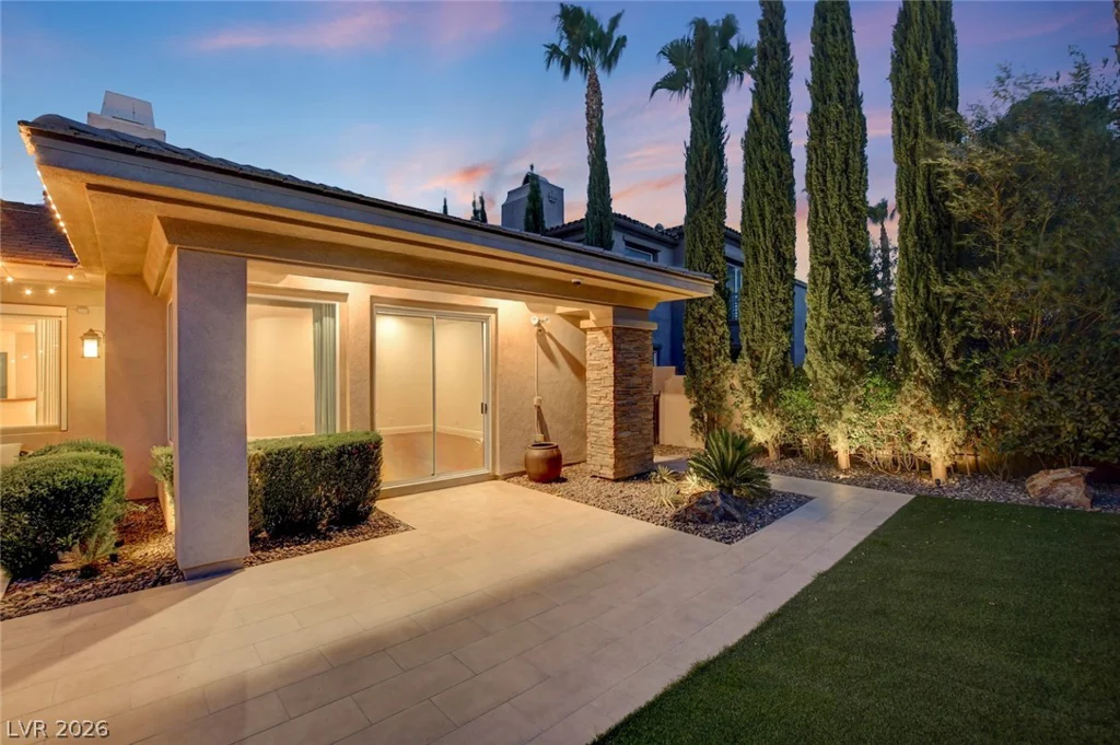 3209 Turtle Head Peak, Las Vegas, NV 89135