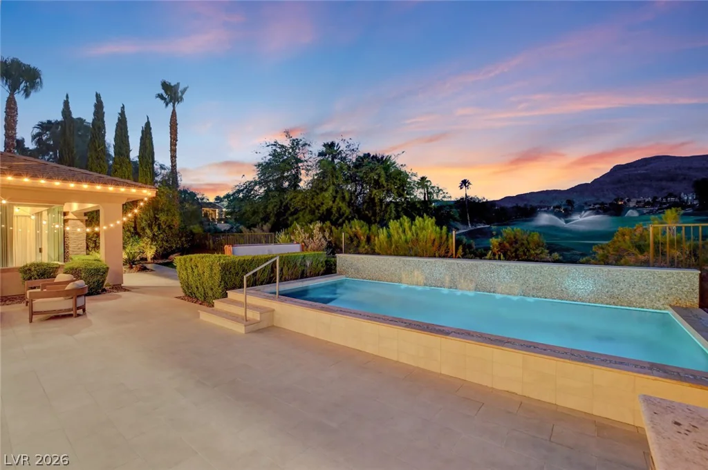 3209 Turtle Head Peak, Las Vegas, NV 89135