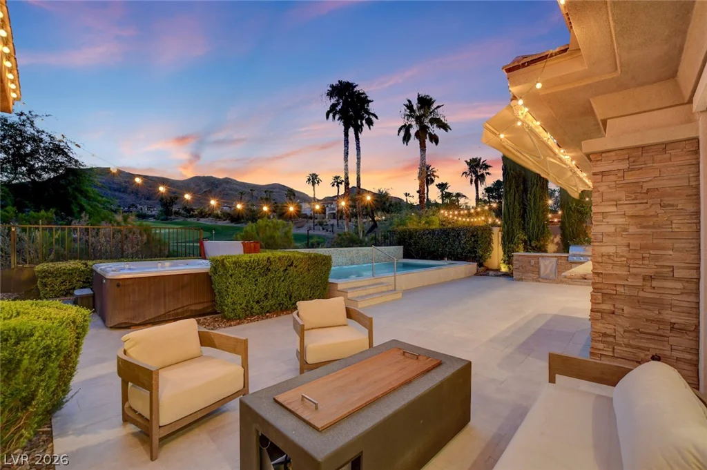 3209 Turtle Head Peak, Las Vegas, NV 89135