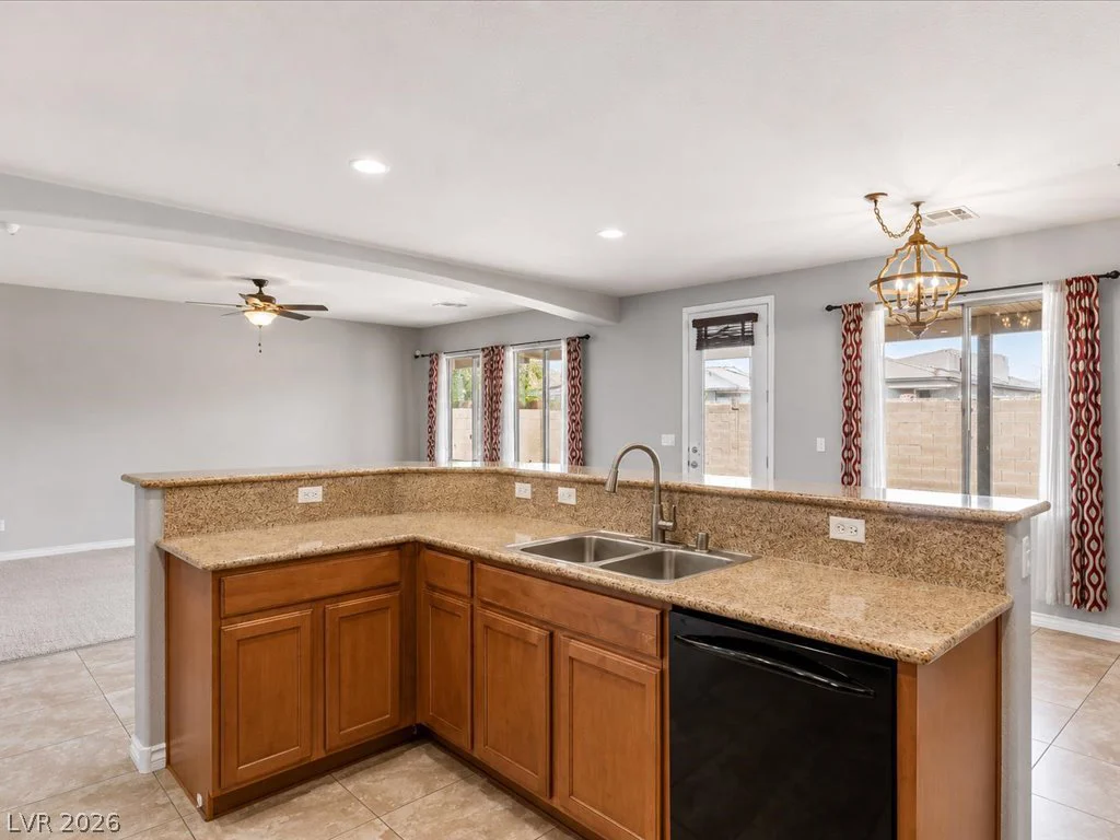 104 Delighted, North Las Vegas, NV 89031