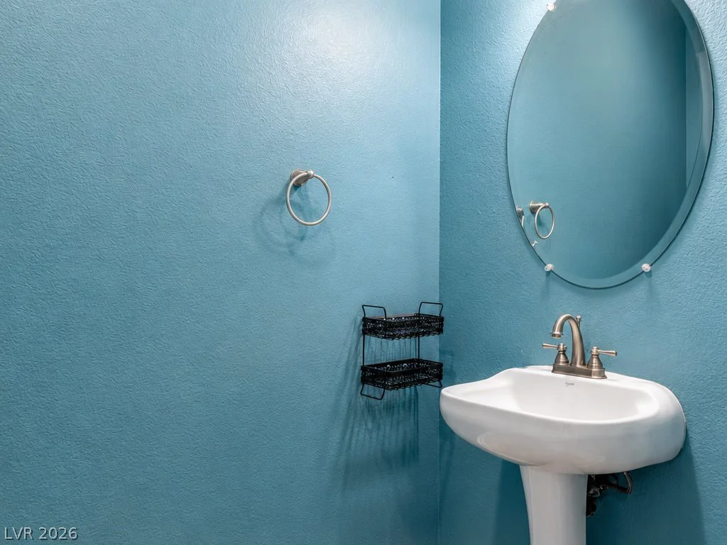 104 Delighted, North Las Vegas, NV 89031