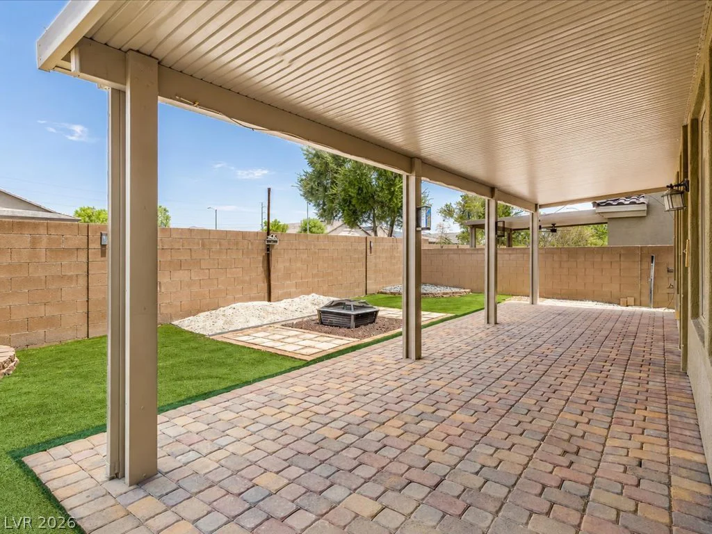104 Delighted, North Las Vegas, NV 89031