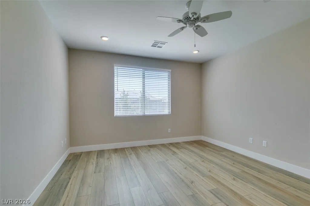 10184 Chrysolite, Las Vegas, NV 89143