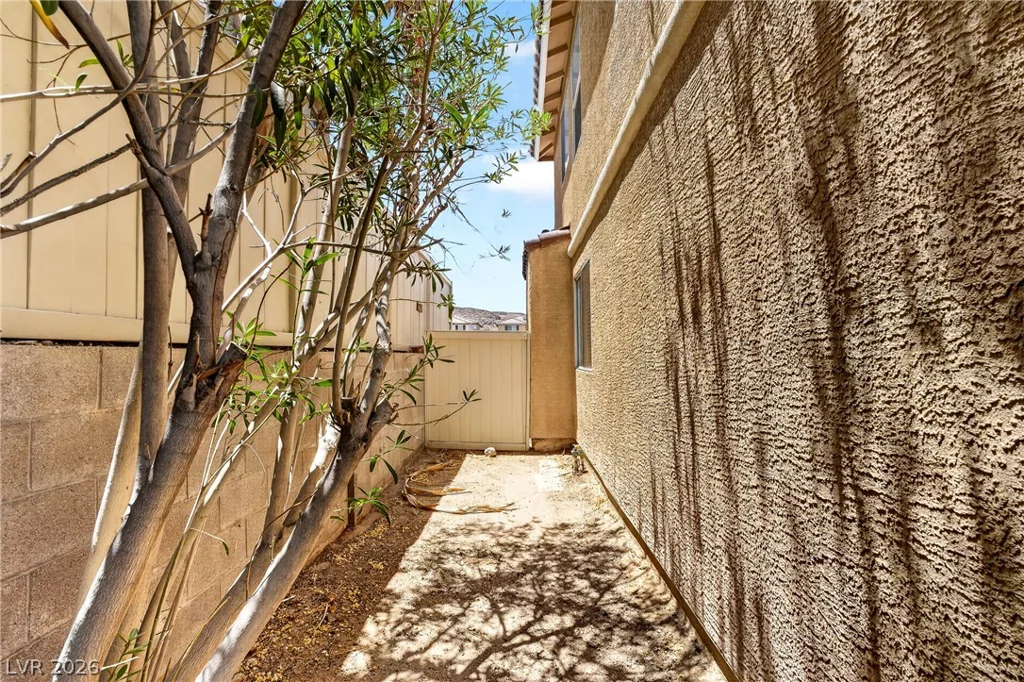 7236 Plushstone, Las Vegas, NV 89148