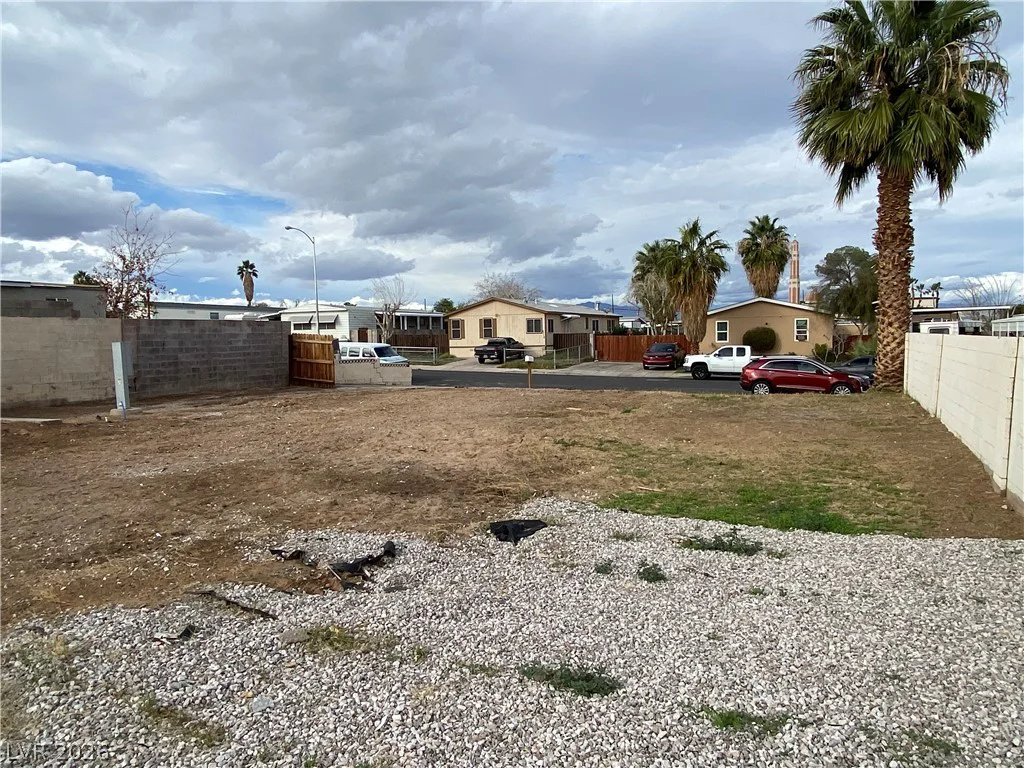 4731 Hildago, Las Vegas, NV 89121