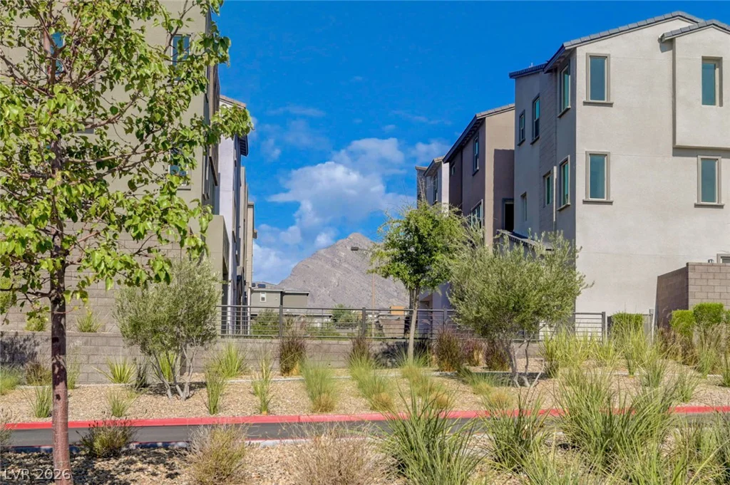 655 Solar Citrine, Las Vegas, NV 89138