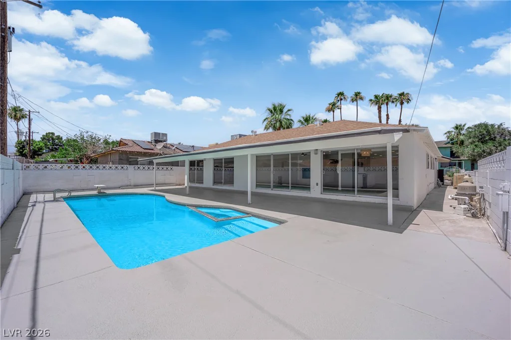 1524 Bonita, Las Vegas, NV 89104