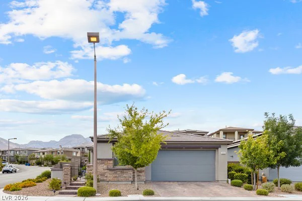 373 Coastal Redwood, Las Vegas, NV 89138