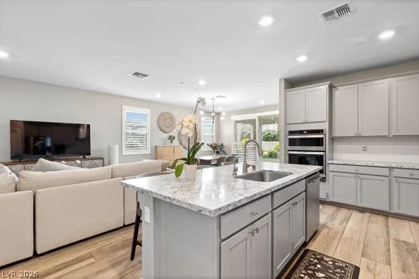 373 Coastal Redwood, Las Vegas, NV 89138