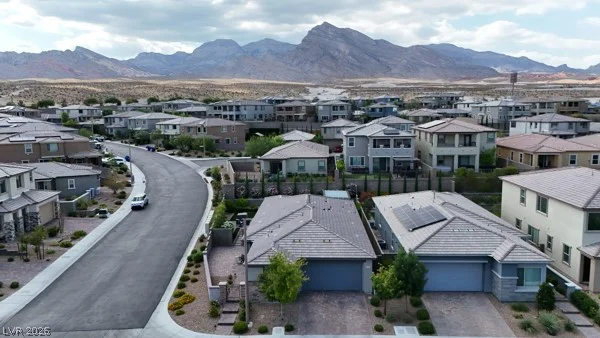 373 Coastal Redwood, Las Vegas, NV 89138