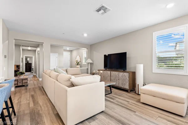 373 Coastal Redwood, Las Vegas, NV 89138