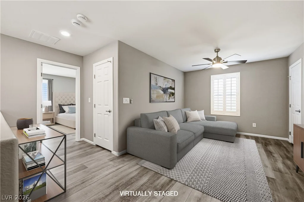 7910 Brookside Falls, Las Vegas, NV 89166
