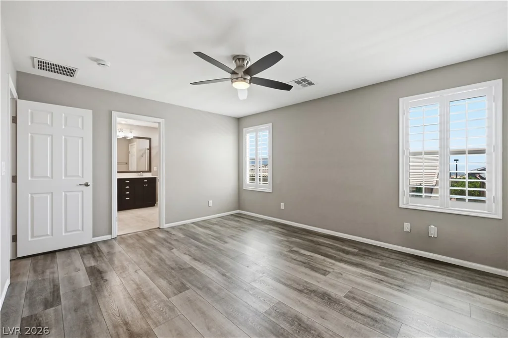7910 Brookside Falls, Las Vegas, NV 89166