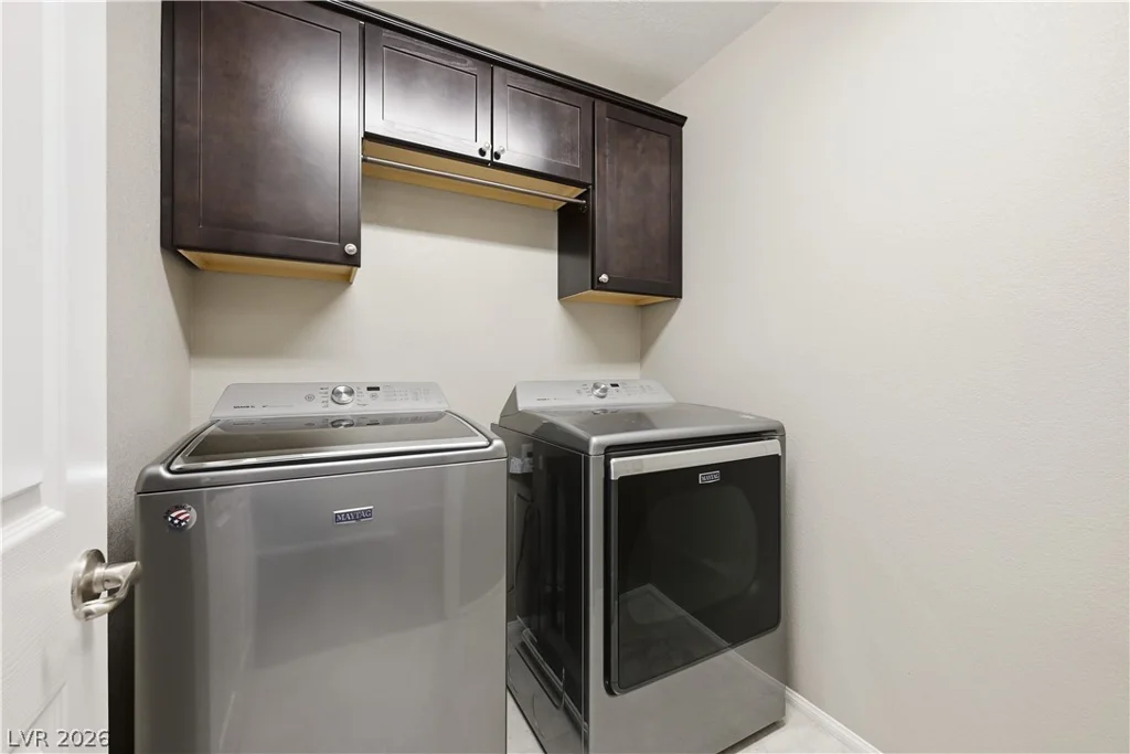 7910 Brookside Falls, Las Vegas, NV 89166