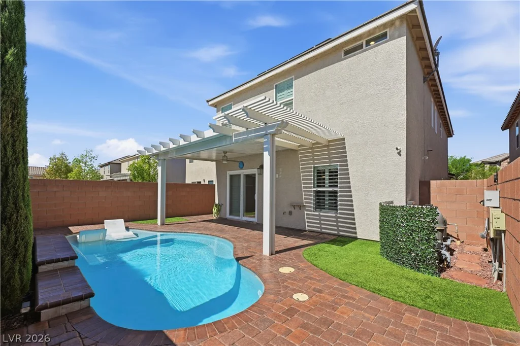 7910 Brookside Falls, Las Vegas, NV 89166