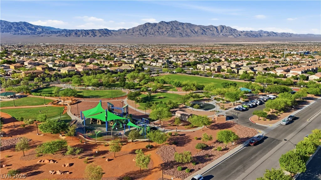 7910 Brookside Falls, Las Vegas, NV 89166
