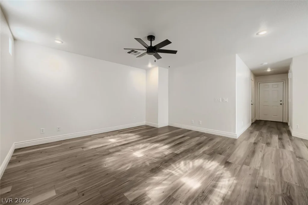 9970 Fragile Fields, Las Vegas, NV 89183