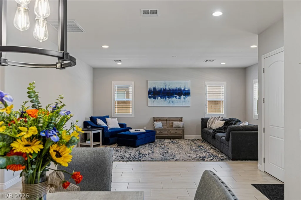 7036 Arabian Ridge, Las Vegas, NV 89131