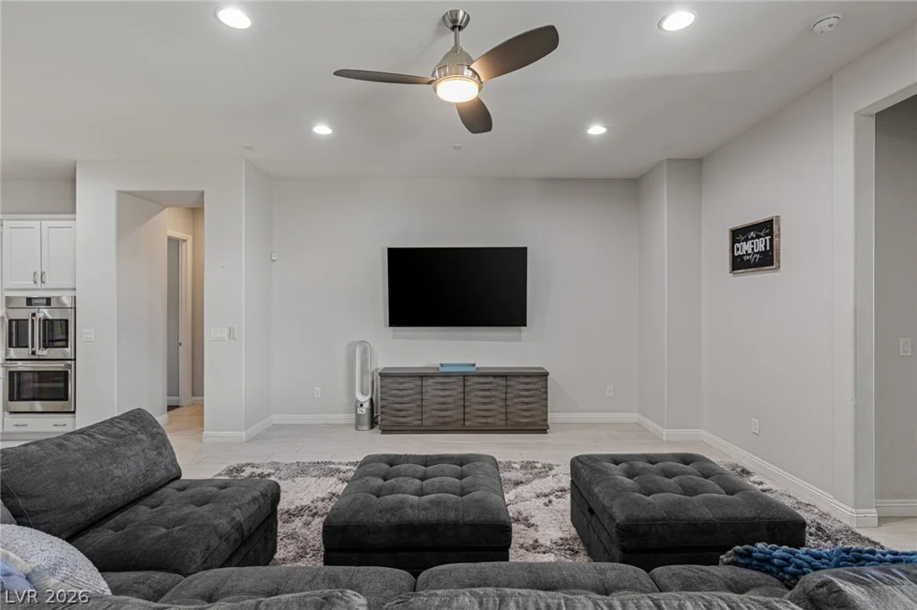 7036 Arabian Ridge, Las Vegas, NV 89131
