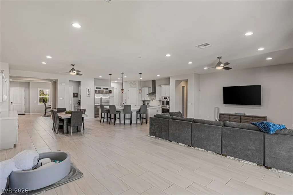 7036 Arabian Ridge, Las Vegas, NV 89131