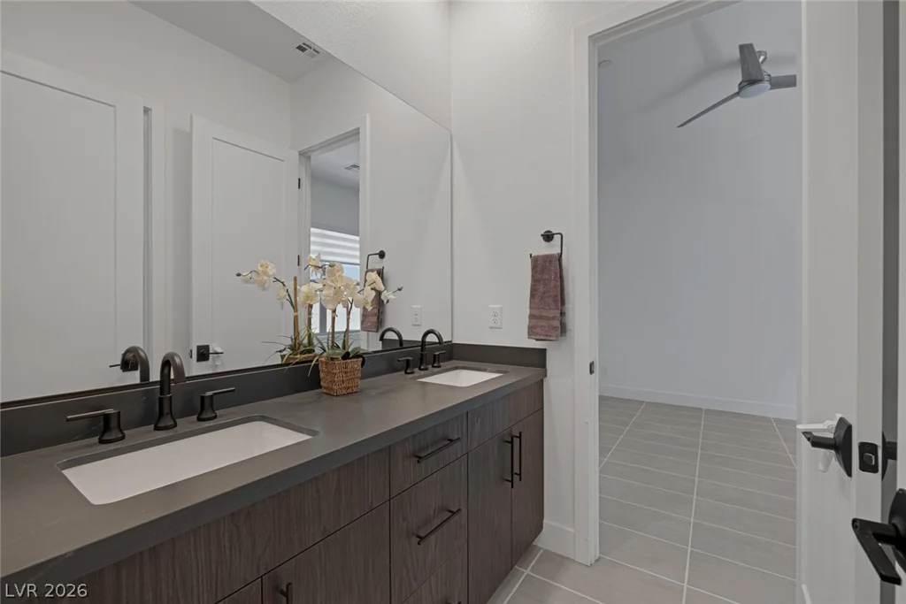 787 Willits, Las Vegas, NV 89138