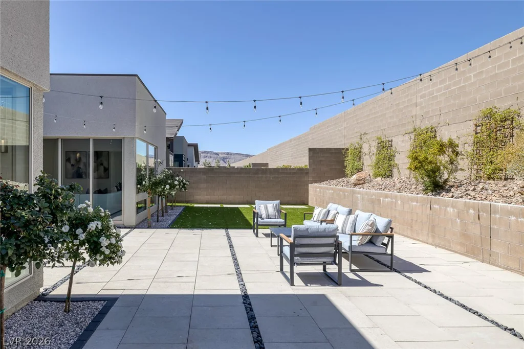 787 Willits, Las Vegas, NV 89138