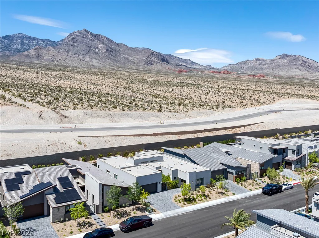787 Willits, Las Vegas, NV 89138