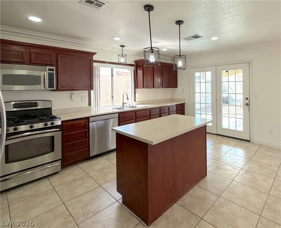 1666 Garden Path, Las Vegas, NV 89119