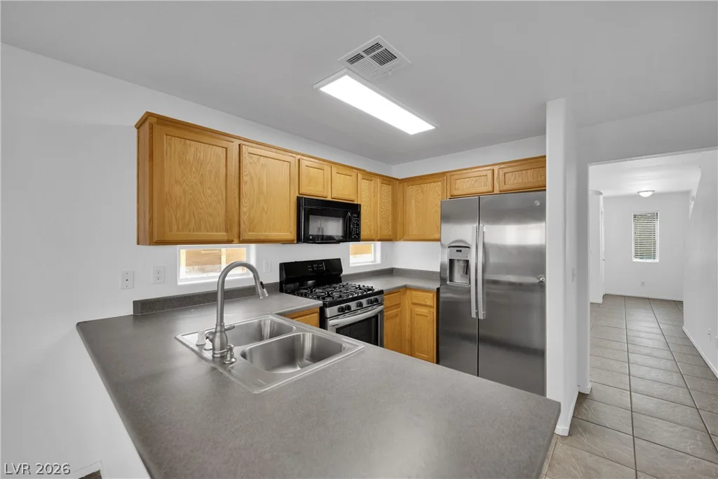 6889 Graceful Cloud, Henderson, NV 89011