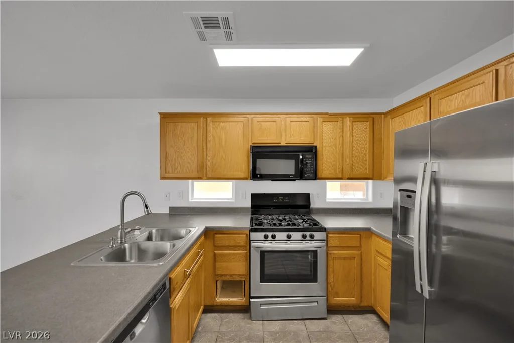 6889 Graceful Cloud, Henderson, NV 89011