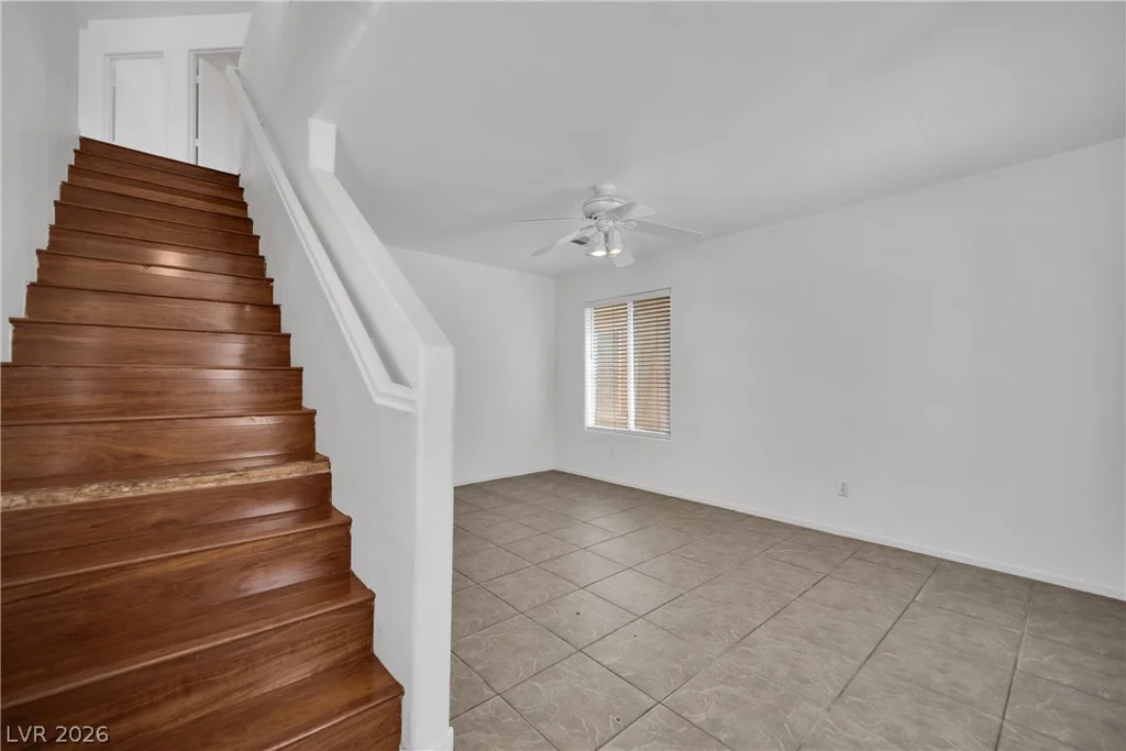 6889 Graceful Cloud, Henderson, NV 89011
