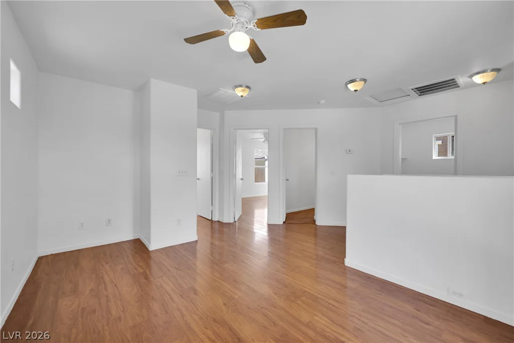 6889 Graceful Cloud, Henderson, NV 89011
