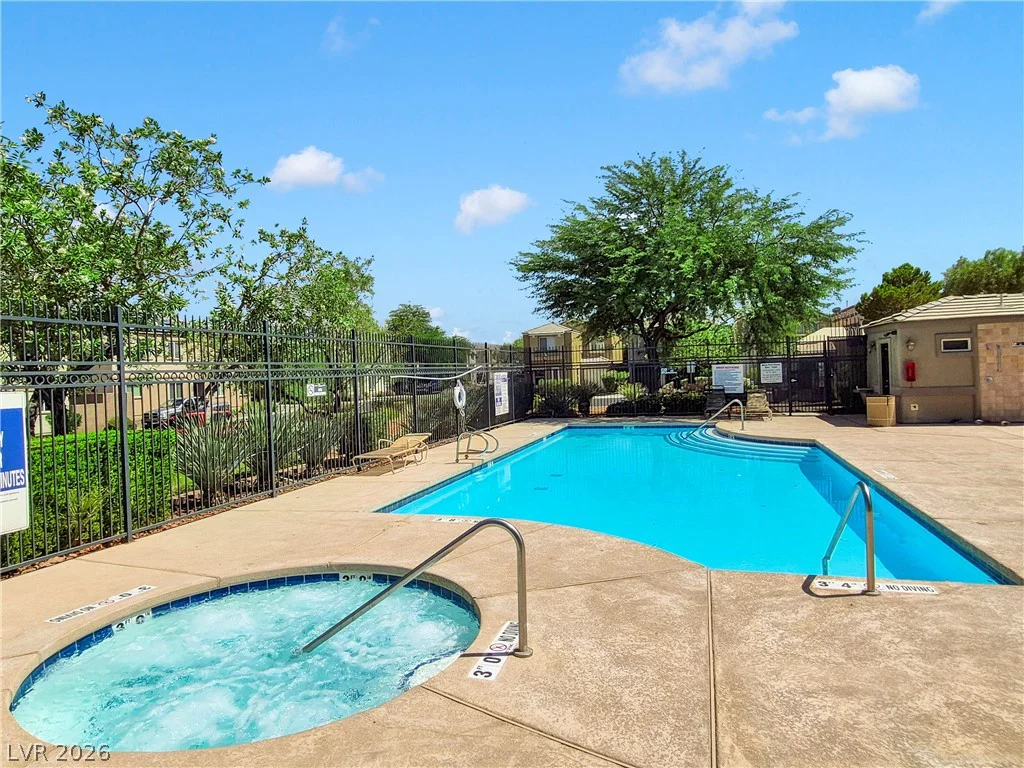 6889 Graceful Cloud, Henderson, NV 89011