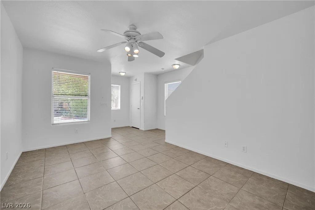 6889 Graceful Cloud, Henderson, NV 89011