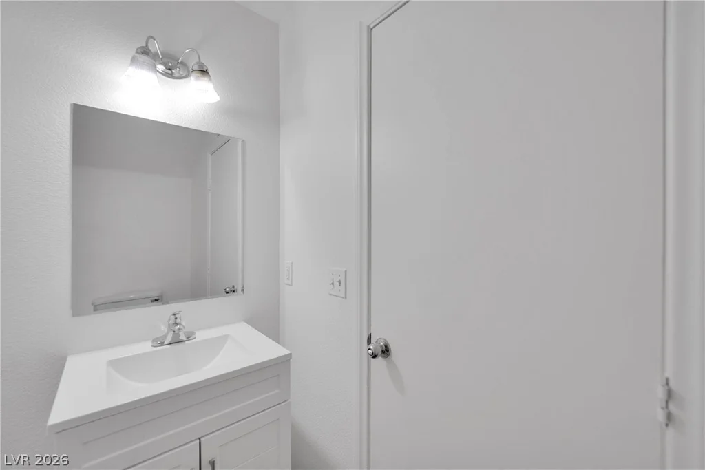 6889 Graceful Cloud, Henderson, NV 89011