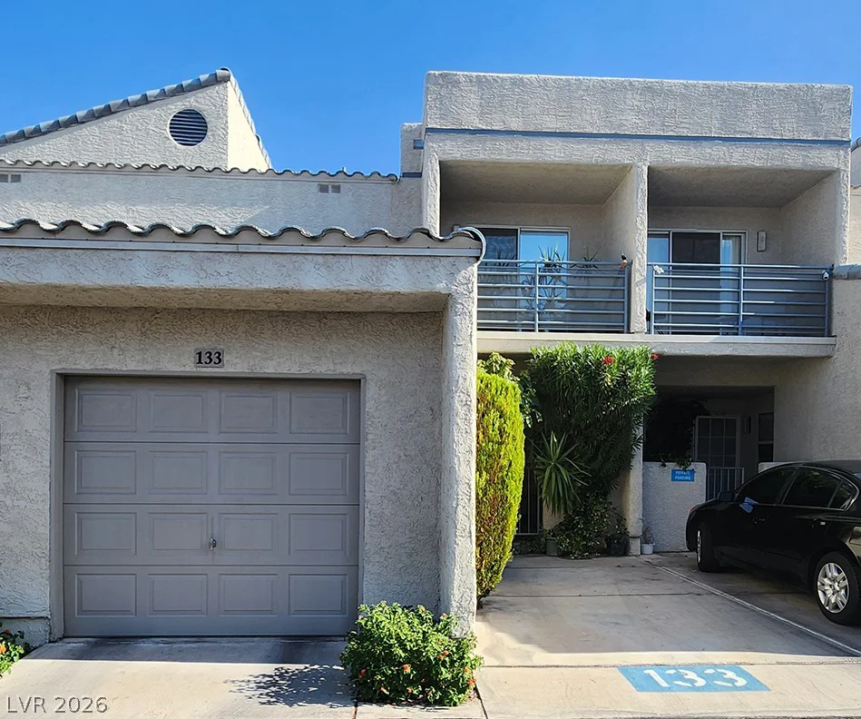 6250 Flamingo, Las Vegas, NV 89103