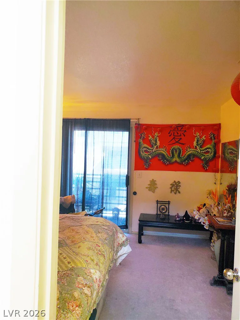 6250 Flamingo, Las Vegas, NV 89103