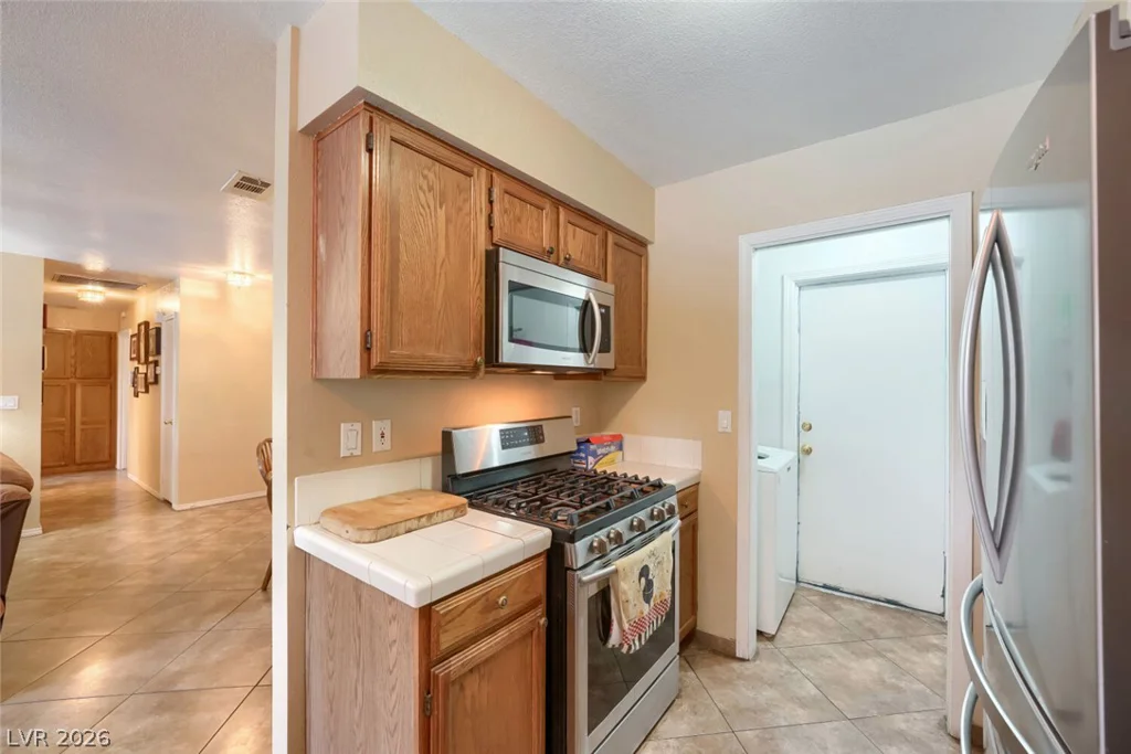 4816 Goldeneye, North Las Vegas, NV 89031