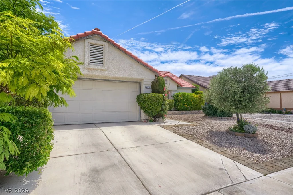 4816 Goldeneye, North Las Vegas, NV 89031