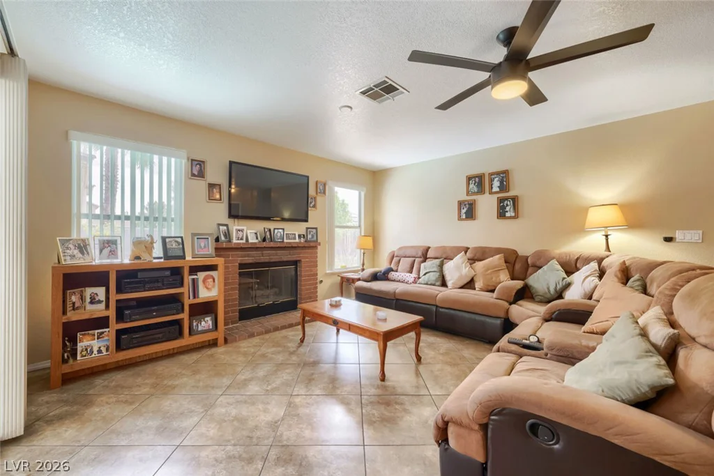 4816 Goldeneye, North Las Vegas, NV 89031