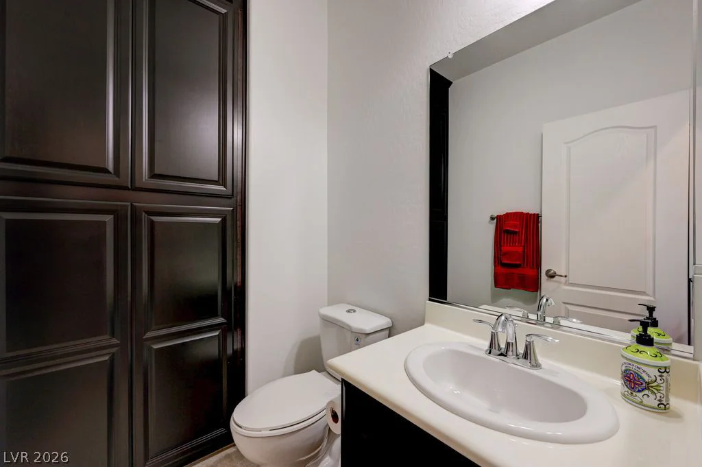 6221 Canterbury Field, Las Vegas, NV 89113