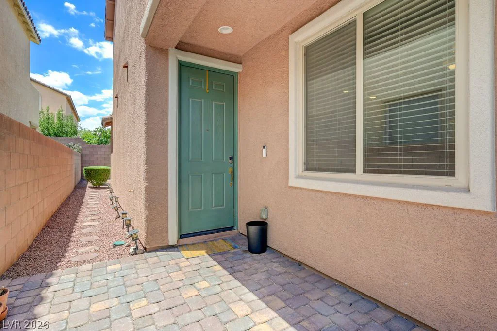 6221 Canterbury Field, Las Vegas, NV 89113