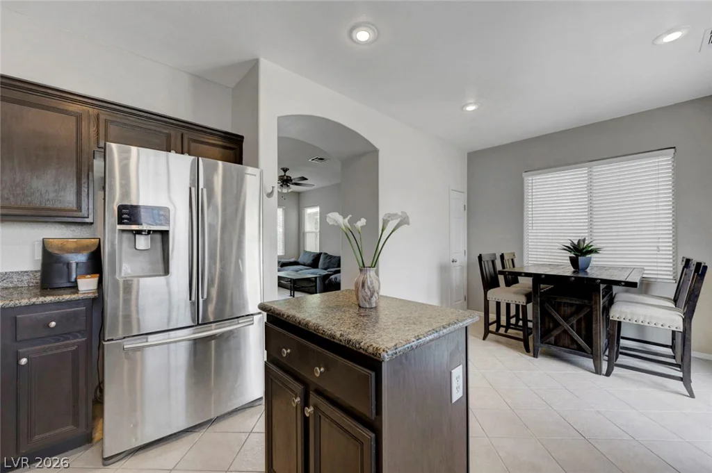 933 Shining Rose, Henderson, NV 89052