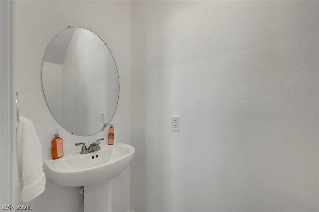 933 Shining Rose, Henderson, NV 89052