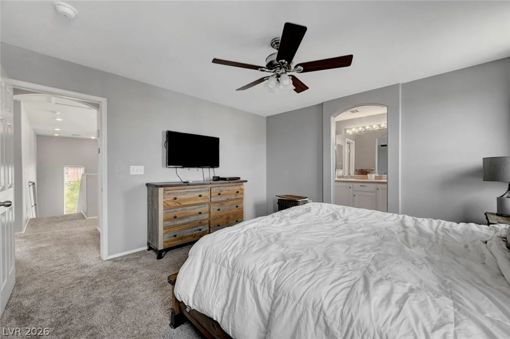 933 Shining Rose, Henderson, NV 89052