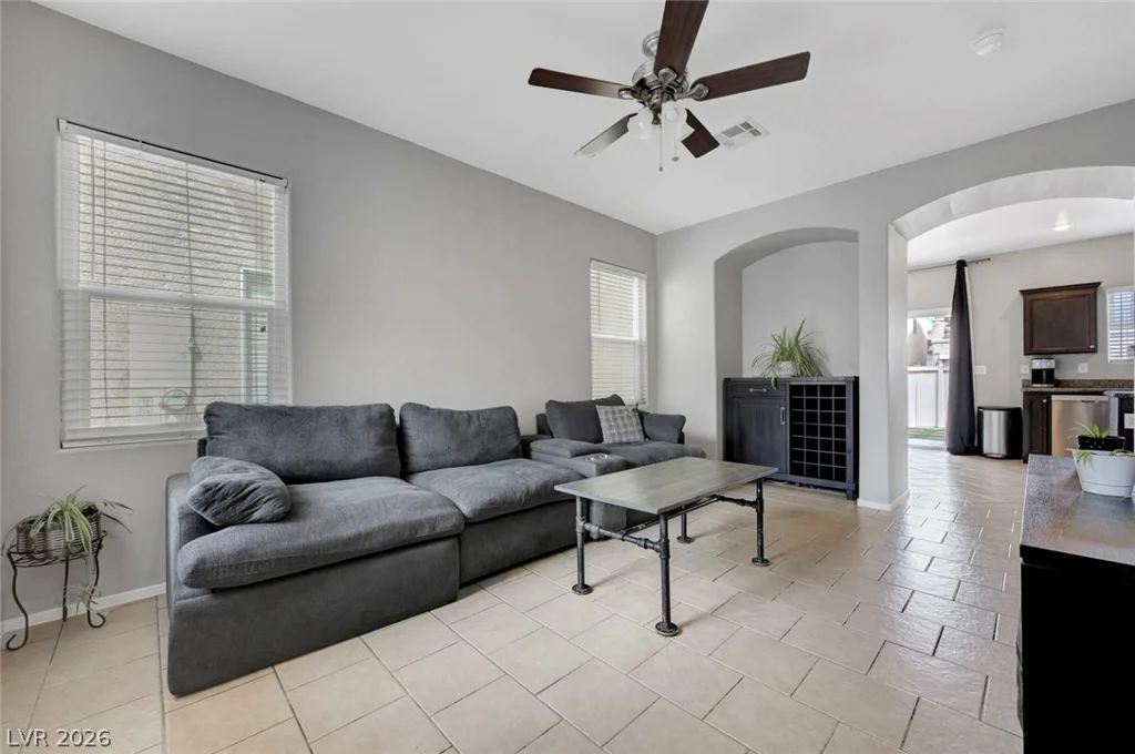 933 Shining Rose, Henderson, NV 89052