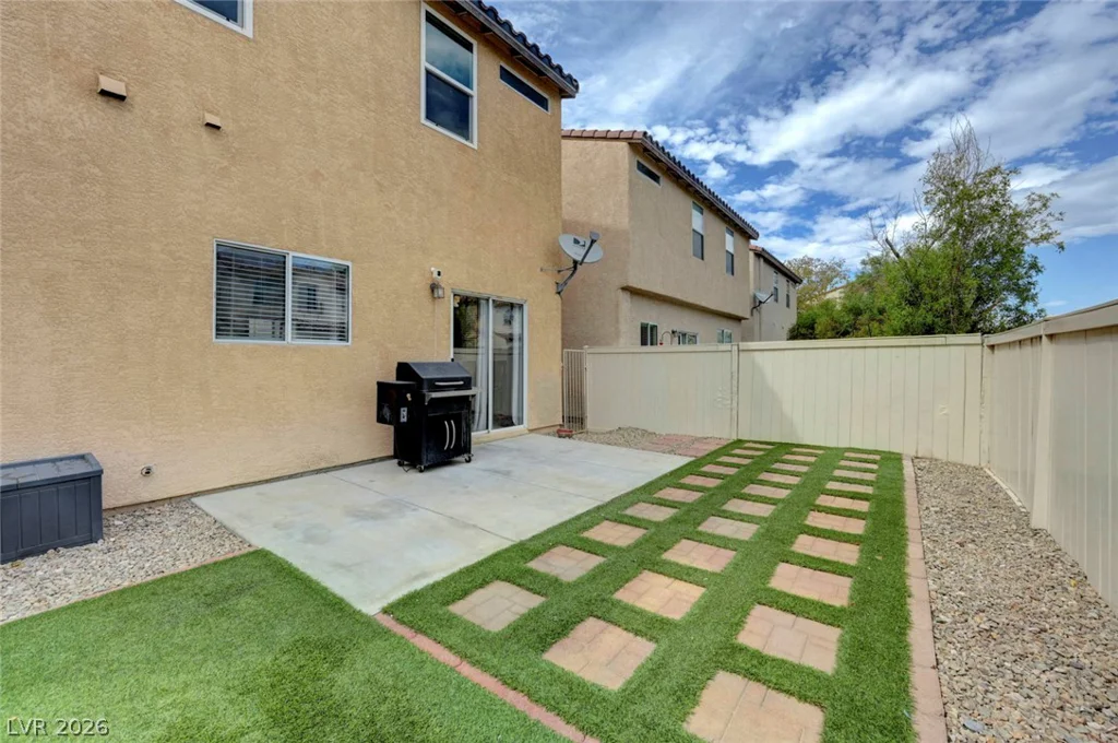 933 Shining Rose, Henderson, NV 89052