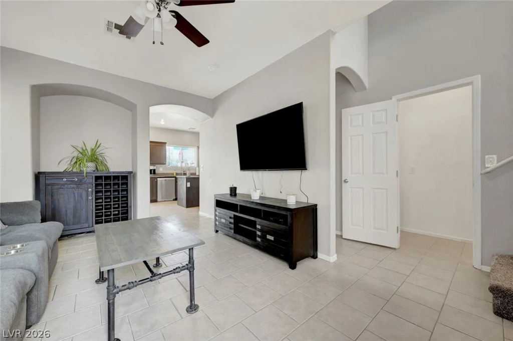 933 Shining Rose, Henderson, NV 89052