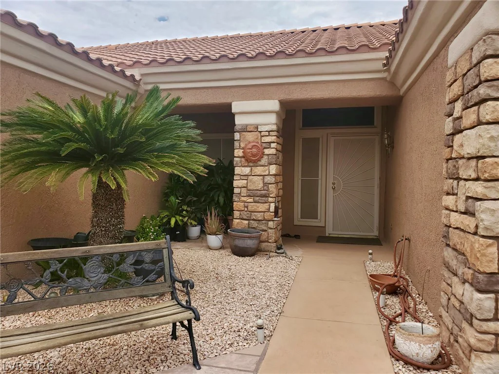 10608 Mission Lakes, Las Vegas, NV 89134